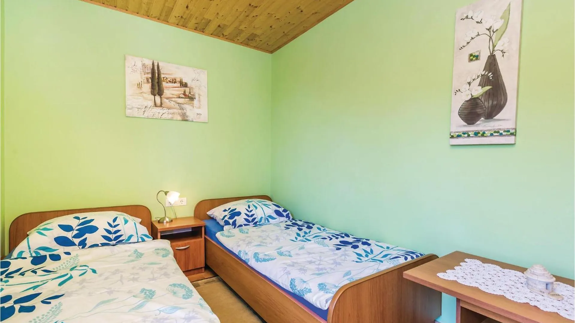 Gorgeous Apartment In Medveja With House Sea View