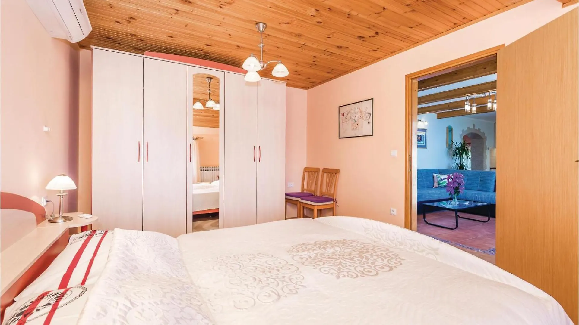 Gorgeous Apartment In Medveja With House Sea View