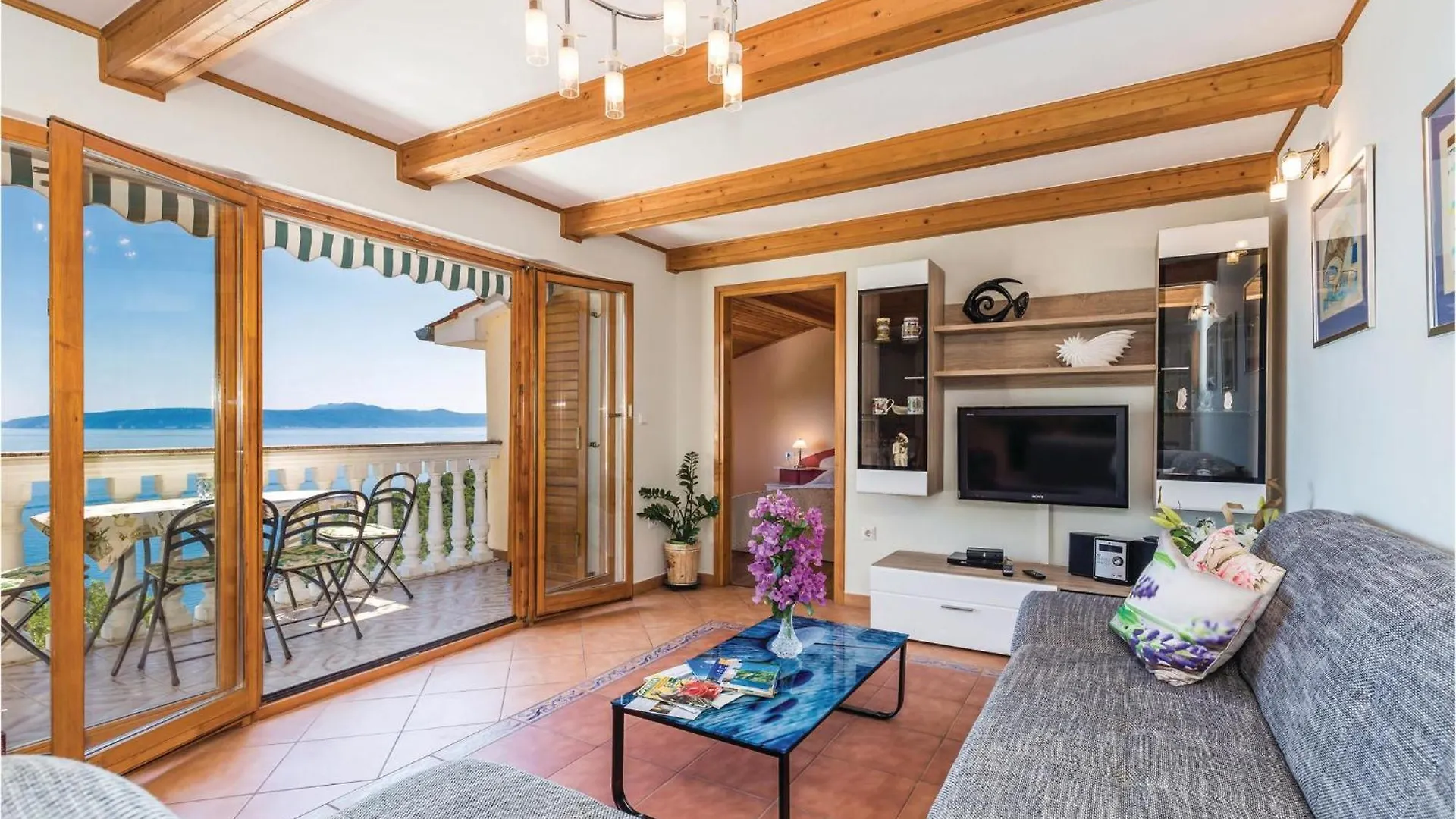 Gorgeous Apartment In Medveja With House Sea View 0*,