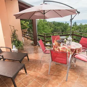 Alba Apartment